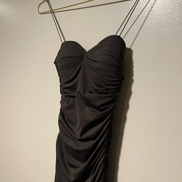 Oh Polly “Drop A Bombshell” Dress - Picture 8 of 15